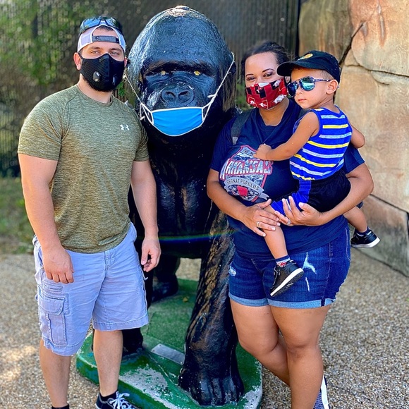 Meet the Posher - Picture 2 of 16